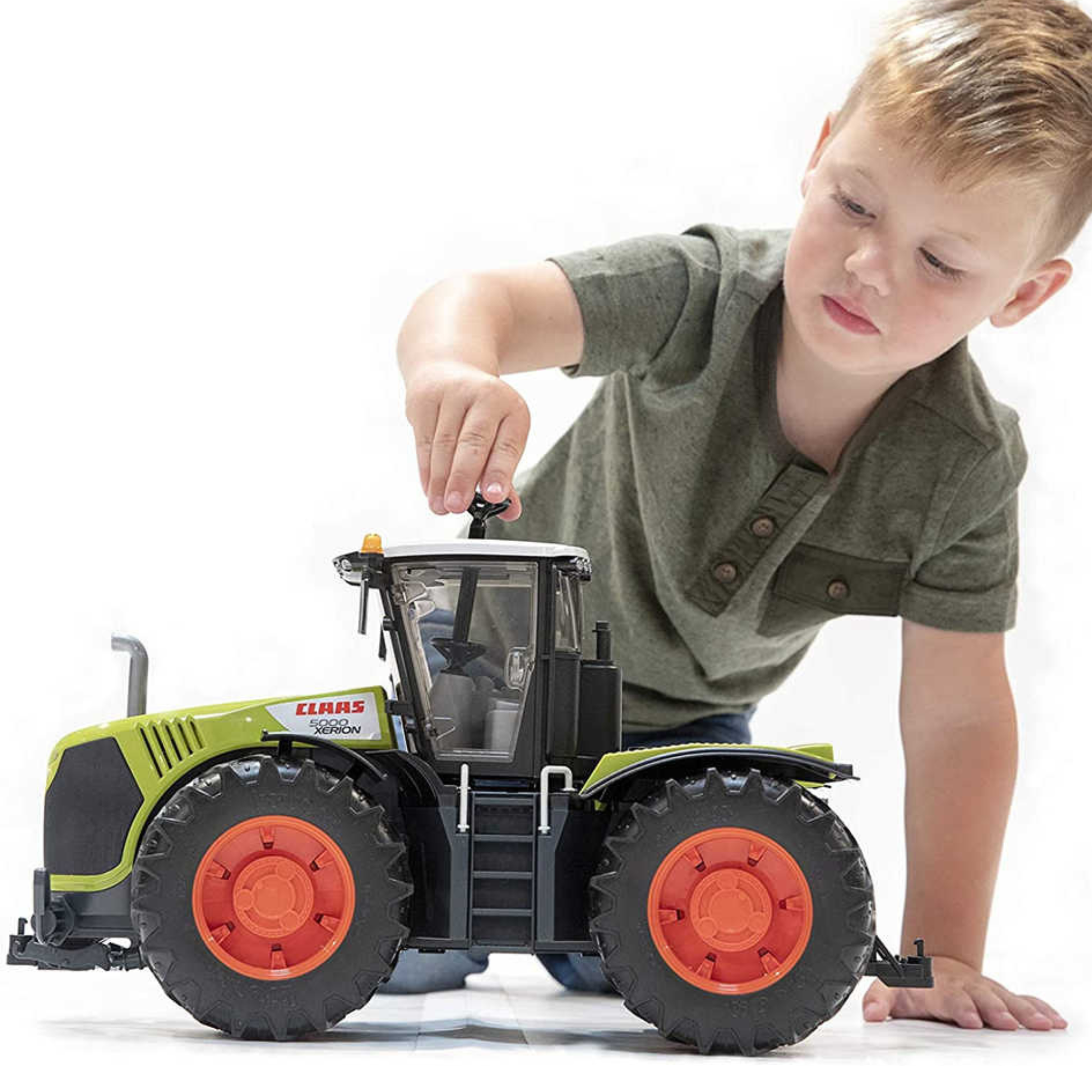 Claas Xerion 5000 Tractor