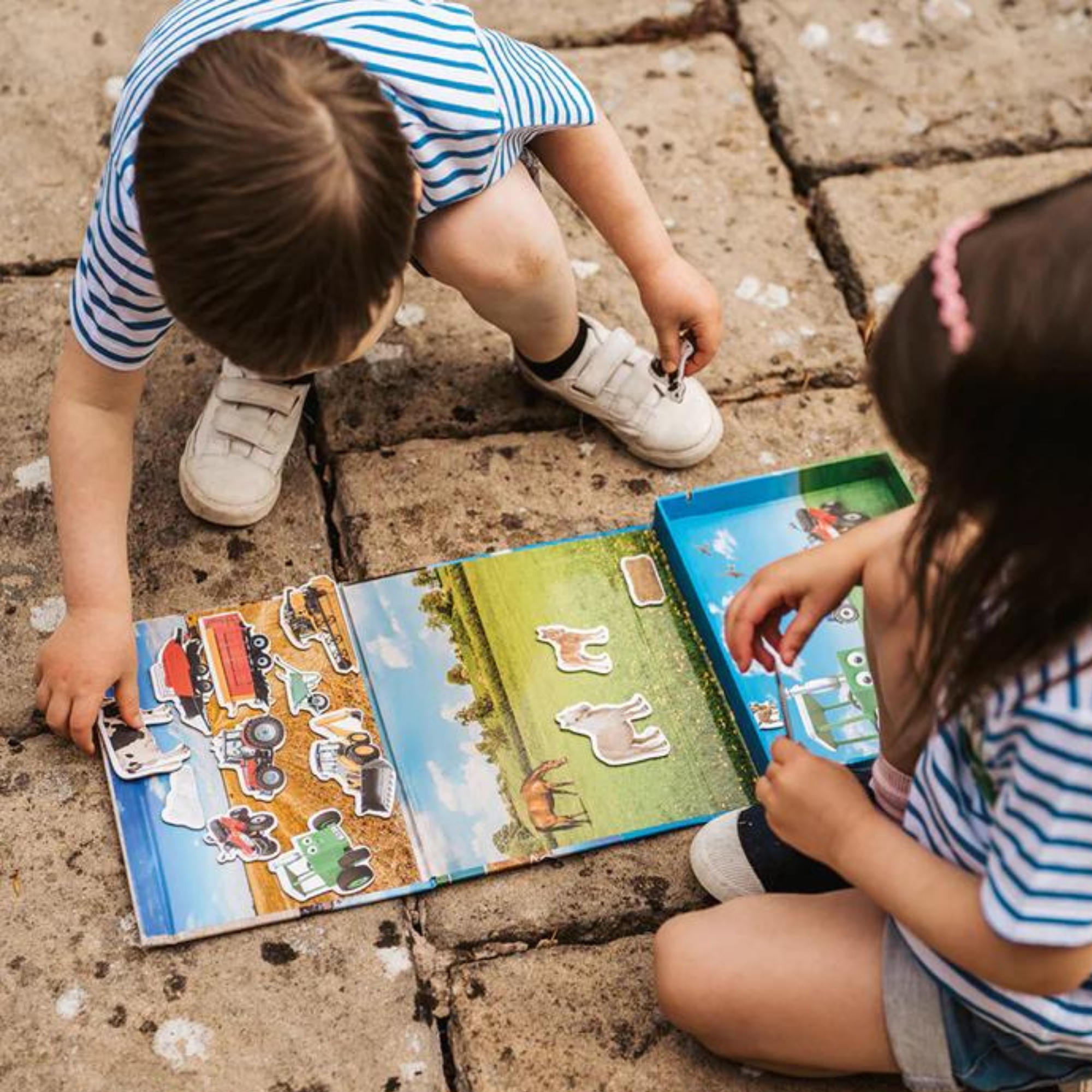 Tractor Ted Farm Magnet Game