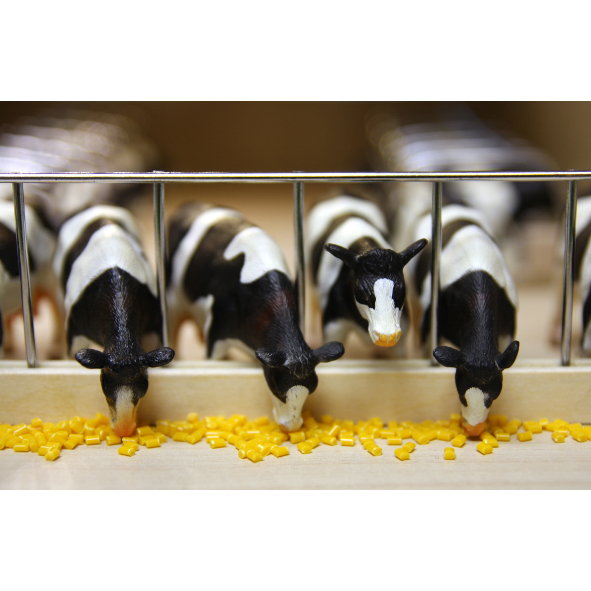 Cattle & Machinery Shed Kids Globe 0200