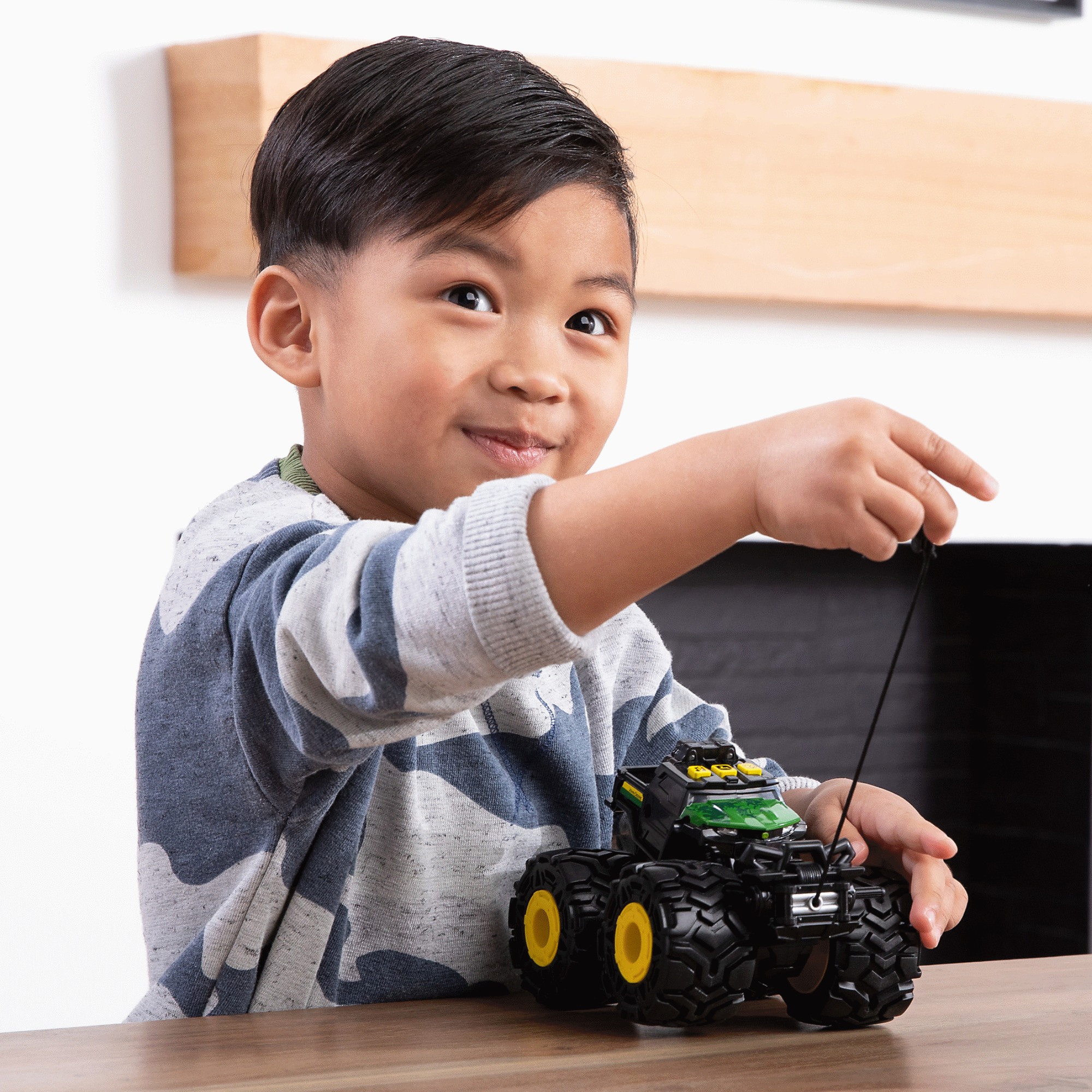 Tomy Monster Treads Gator 37929