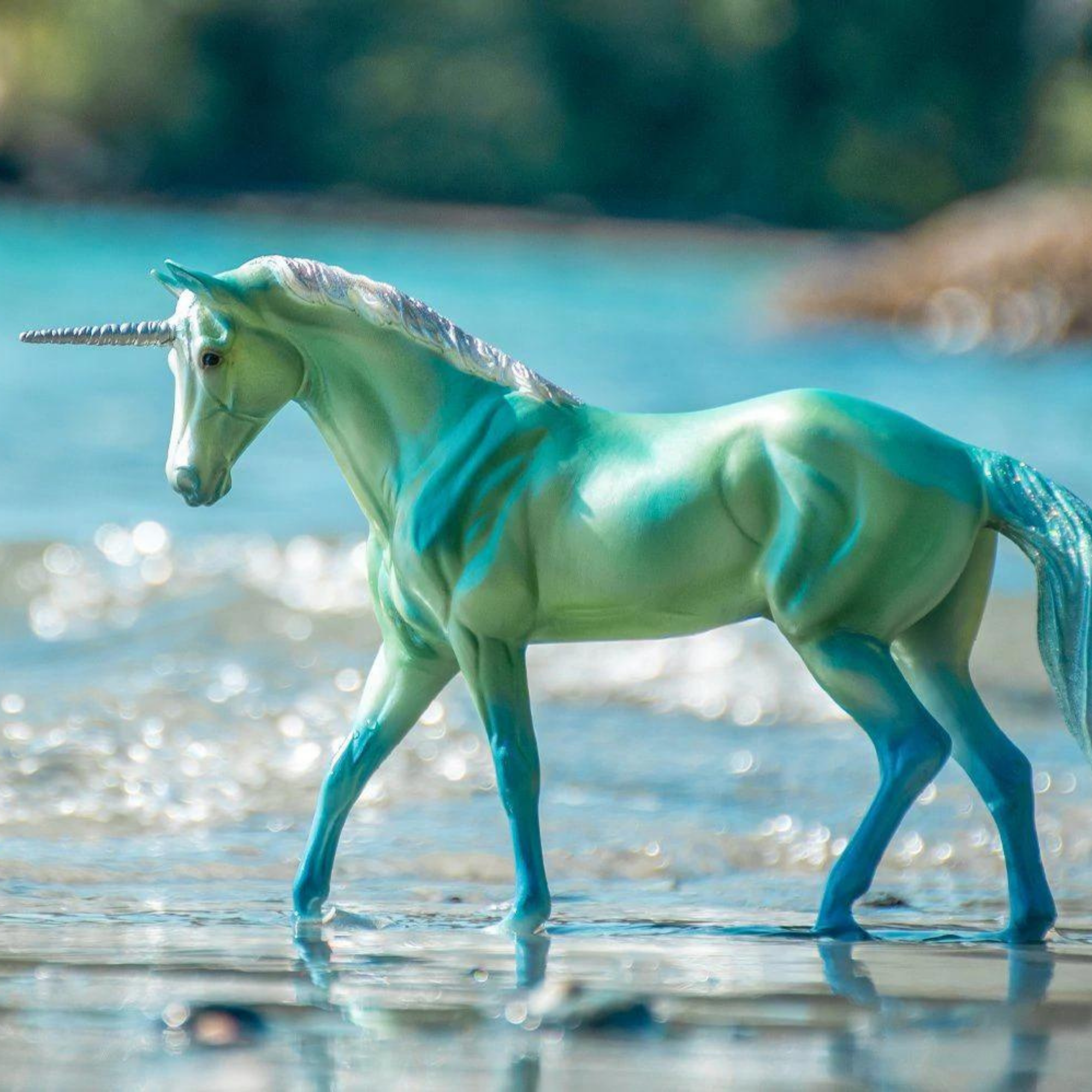 Breyer Classics Le Mer - Unicorn of the Sea 62060