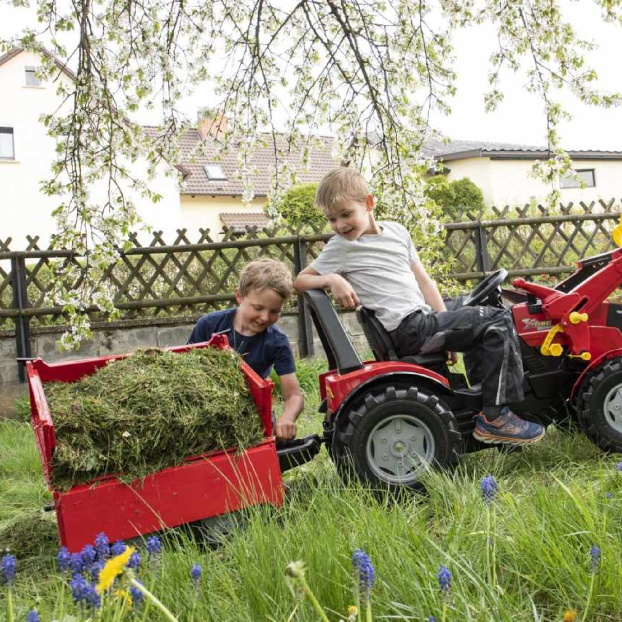 Rolly Toys Red Mega Tipping Trailer 123001