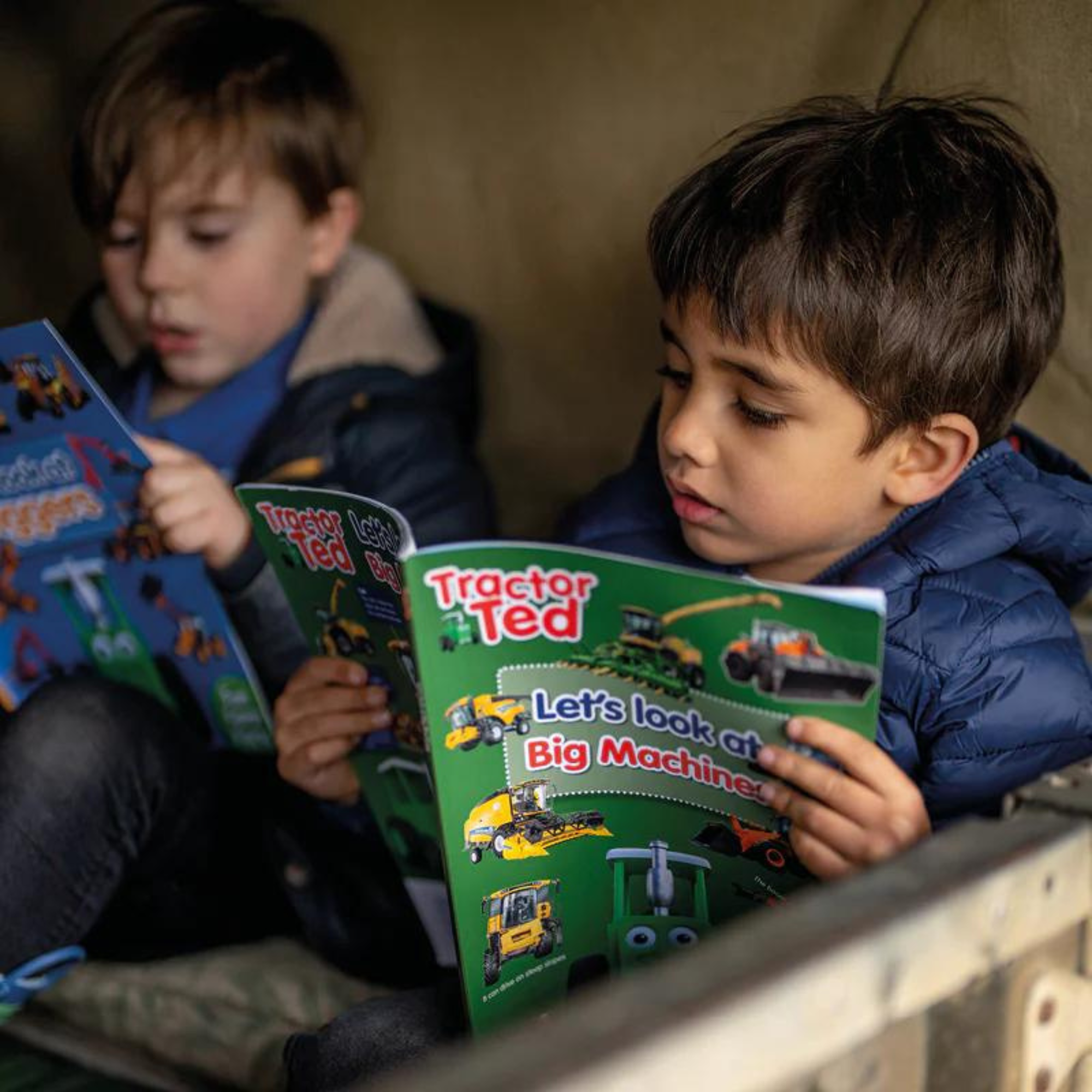 Tractor Ted Let's Look at Big Machines Book