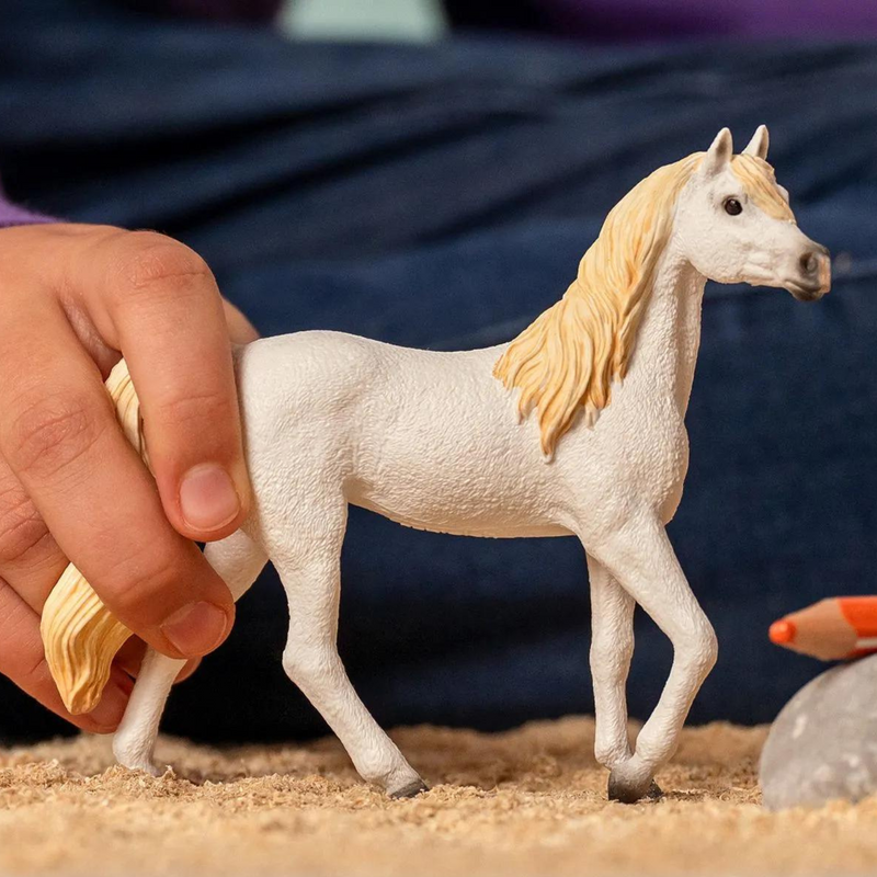 Schleich Arabian Mare 13983