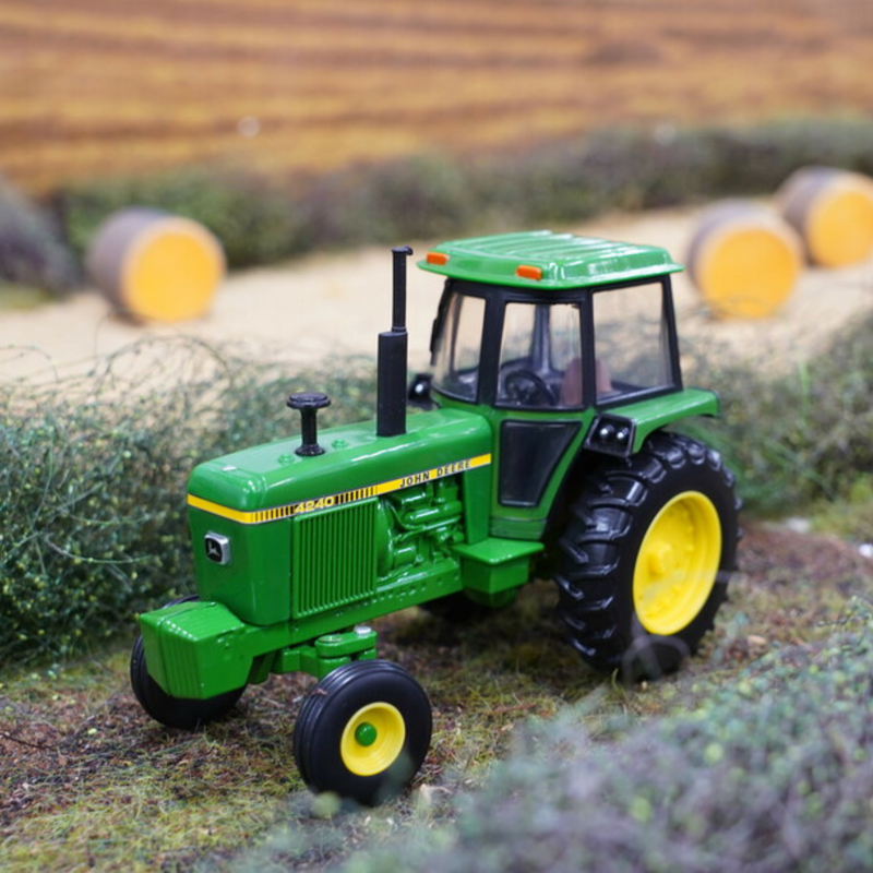 Britains John Deere 4240 Tractor 43376