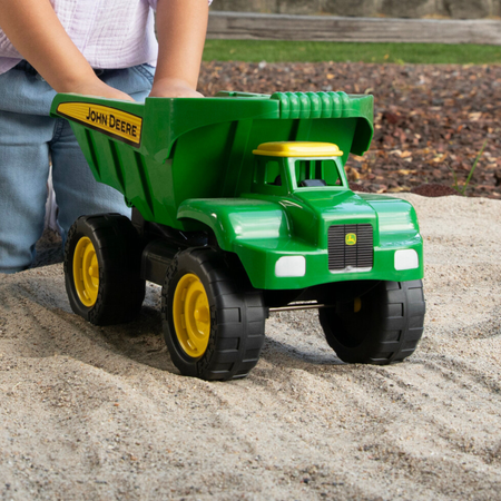 John Deere Big Scoop Dump Truck