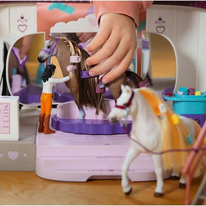 Horse Beauty Salon