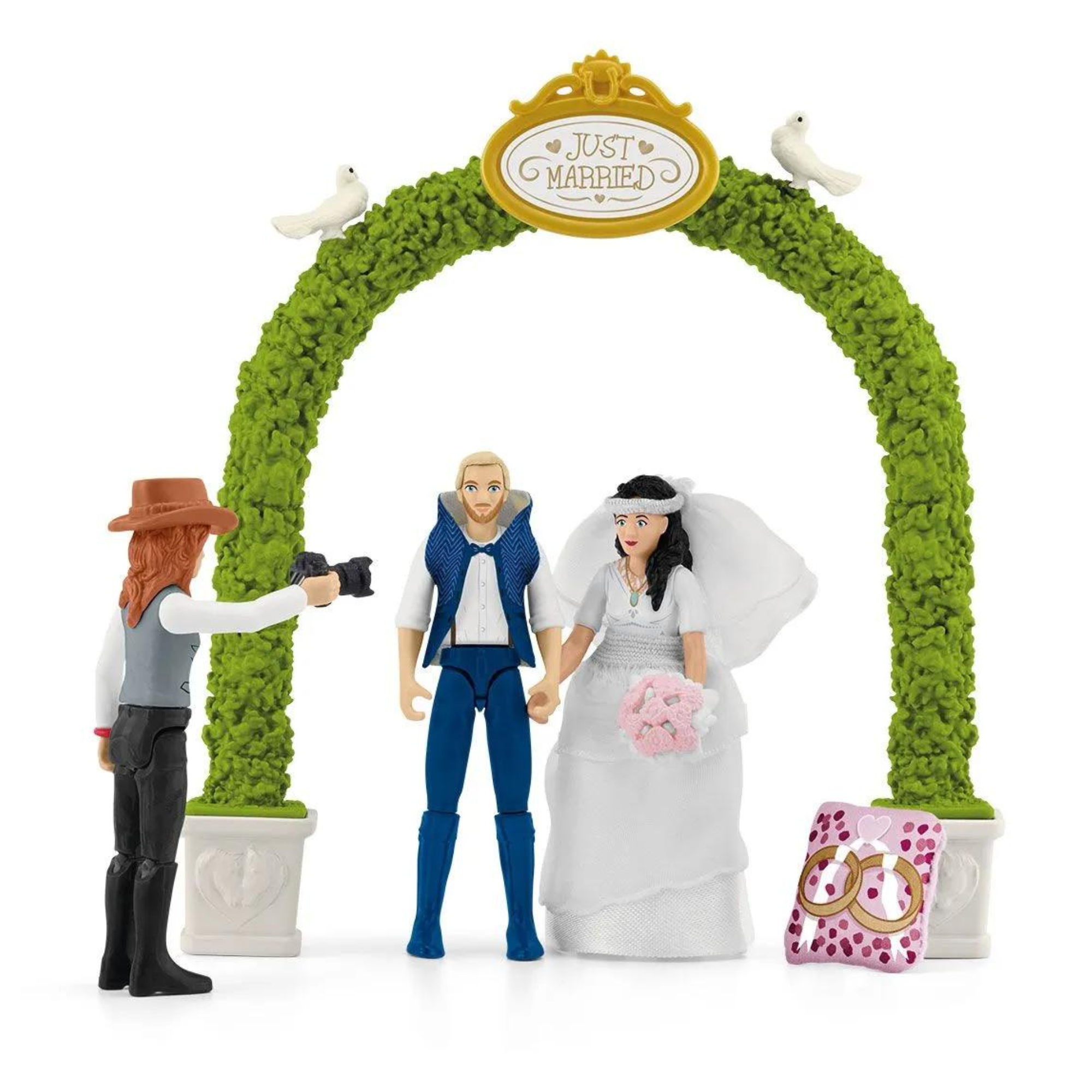 Schleich Wedding Carriage 42641