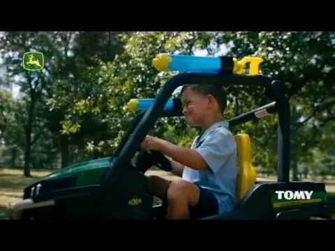Tomy John Deere Battery Operated Gator 6V video
