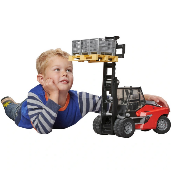 Bruder Toys Linde Forklift with Pallet & 3 Pallet Cages 02513