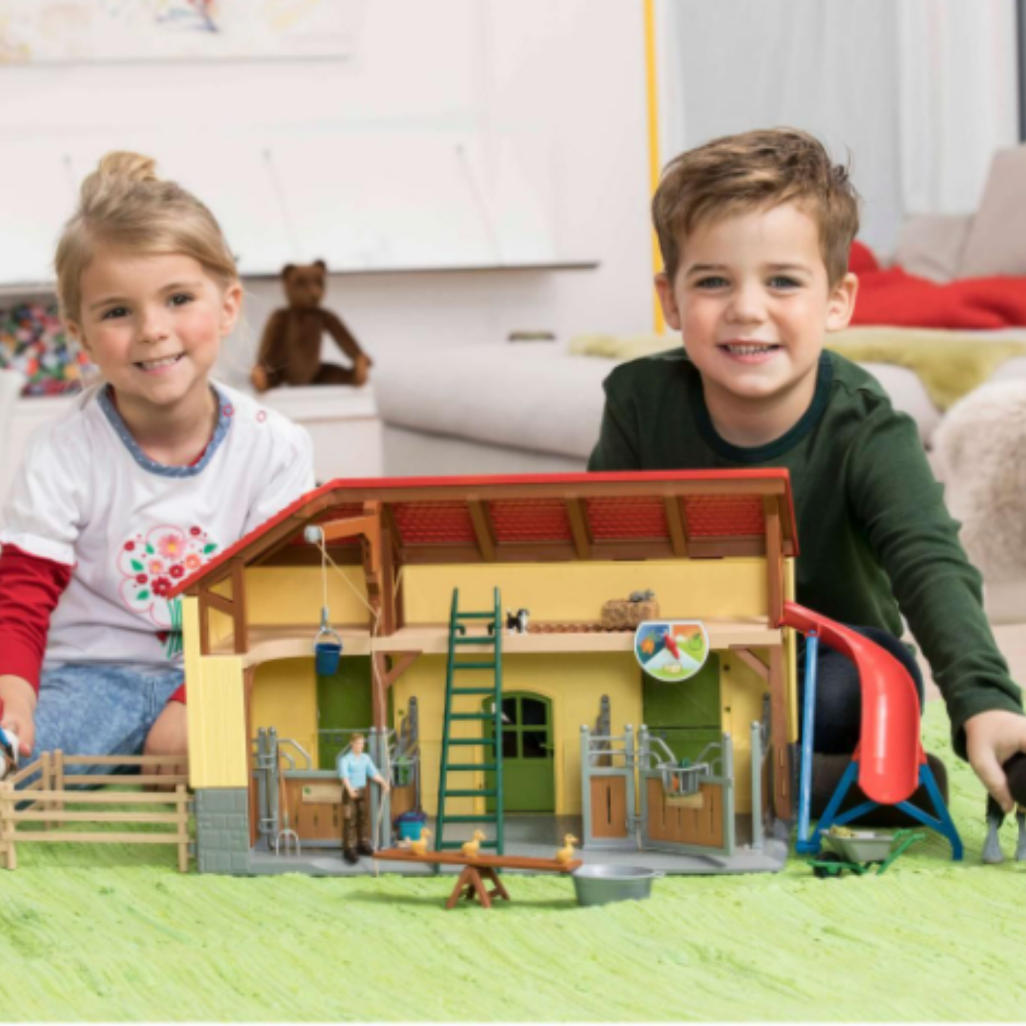 Schleich Stable with Horses and Accessories