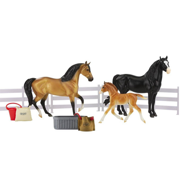 Breyer Classics Spanish Mustang Family 5490